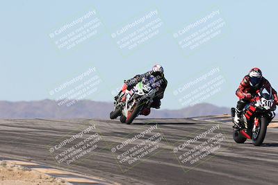 media/Dec-07-2025-CVMA (Sun) [[3e7d2de5dc]]/Race 7-Formula Lightweight Twins Shootout/